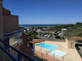 Appartement, vue sur mer, accés direct plage, piscine
